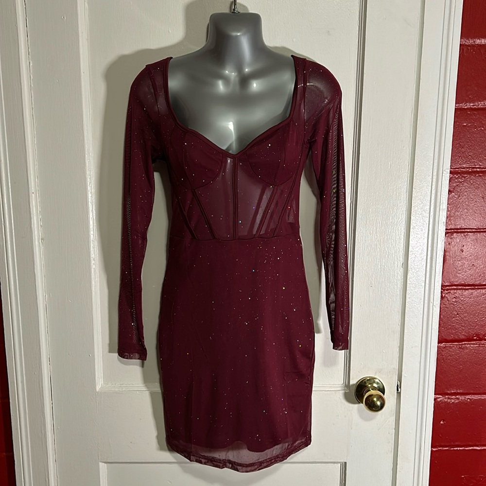 Sparkly Maroon New Year’s Bodycon Dress NWT - Picture 2 of 11